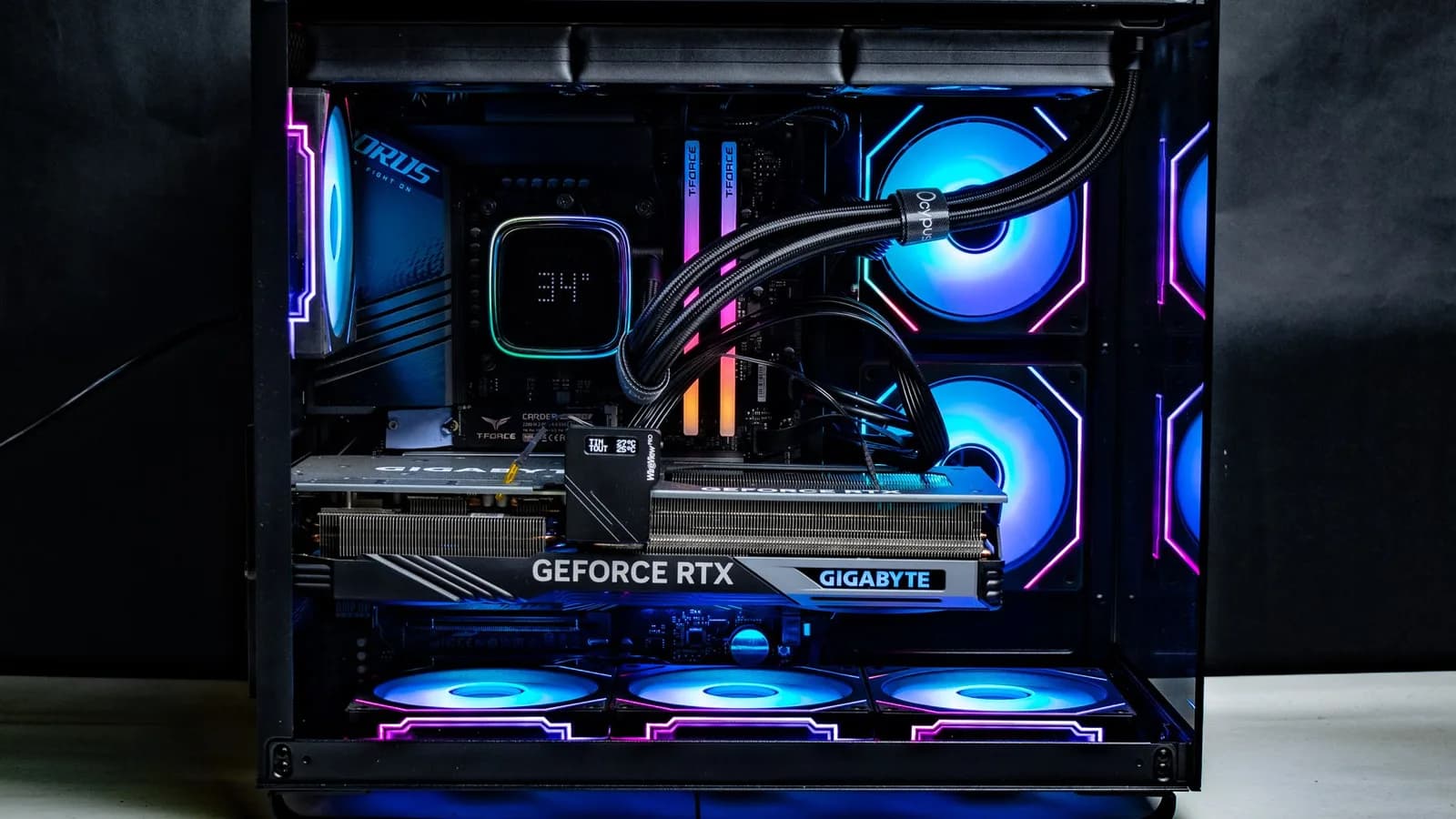 مراجعة ذاكرة T-Force DELTA DDR5 RGB 6000MHz