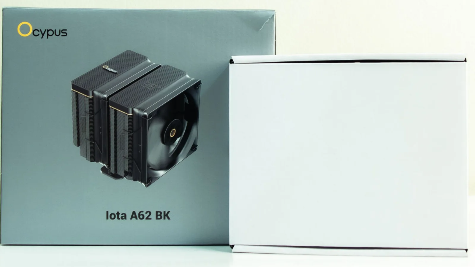 مراجعة مبرد Iota A62 BK