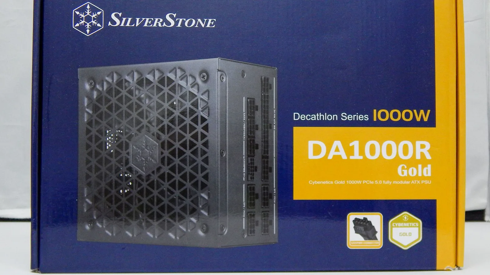 مزود الطاقة DA1000R Gold.