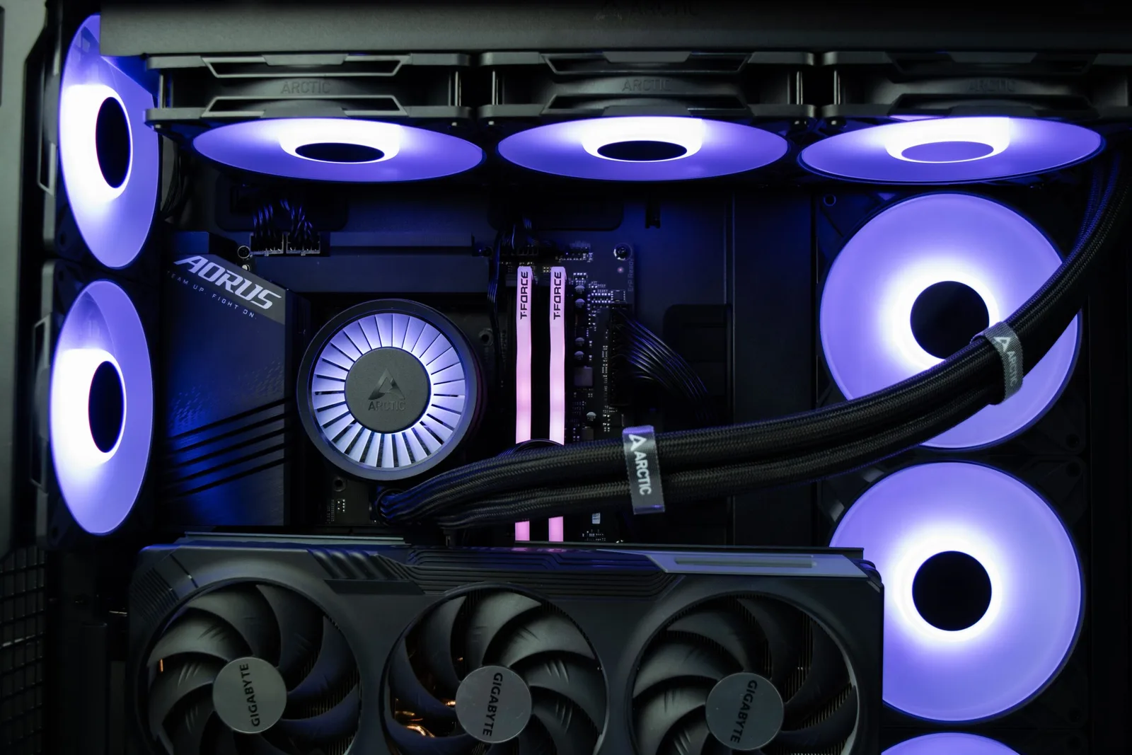 مراجعة مبرد Arctic Liquid Freezer III Pro 420 A-RGB