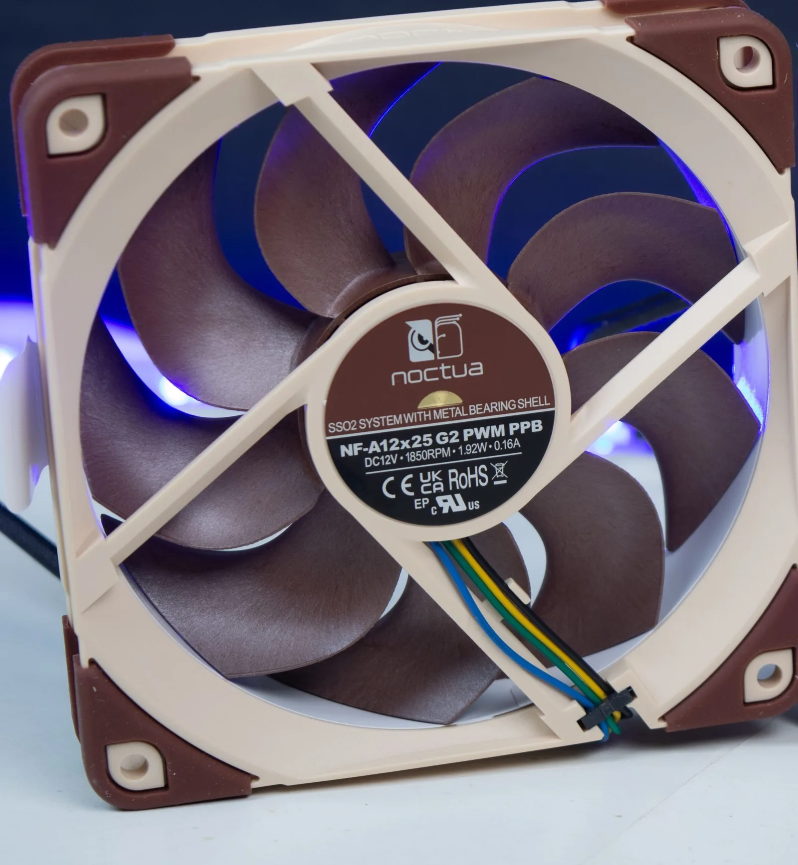 مراجعة مراوح NF-A12x25 G2 PWM