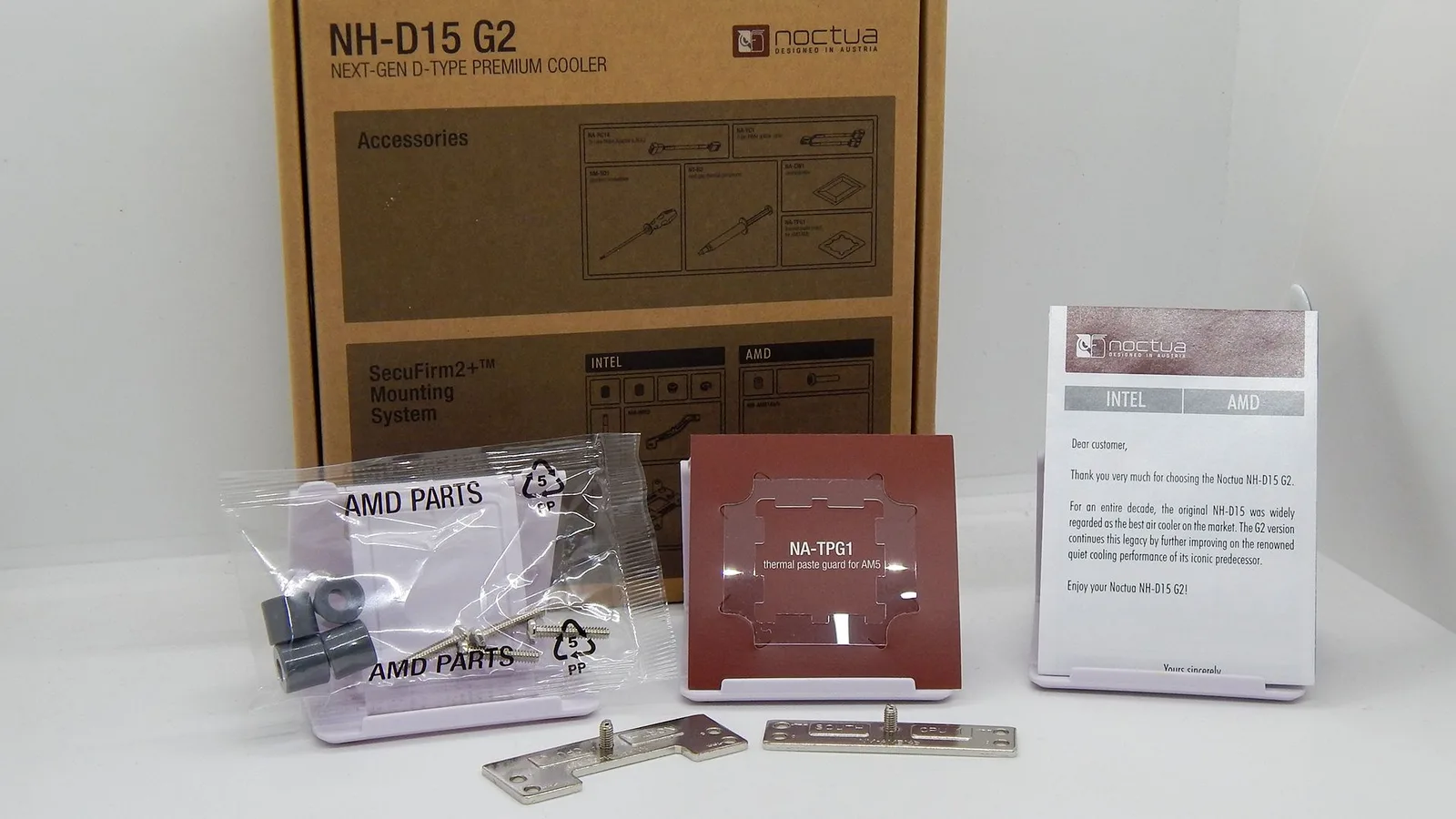 ملحقات تركيب مقابس AMD.