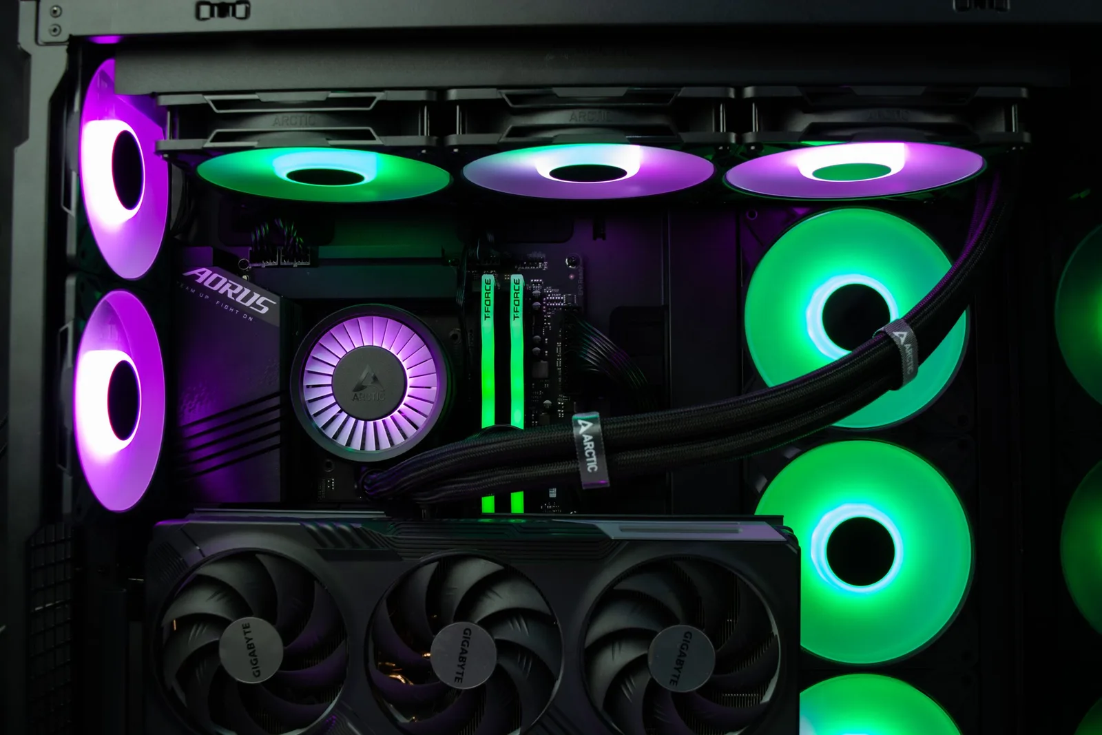 مراجعة مبرد Arctic Liquid Freezer III Pro 420 A-RGB