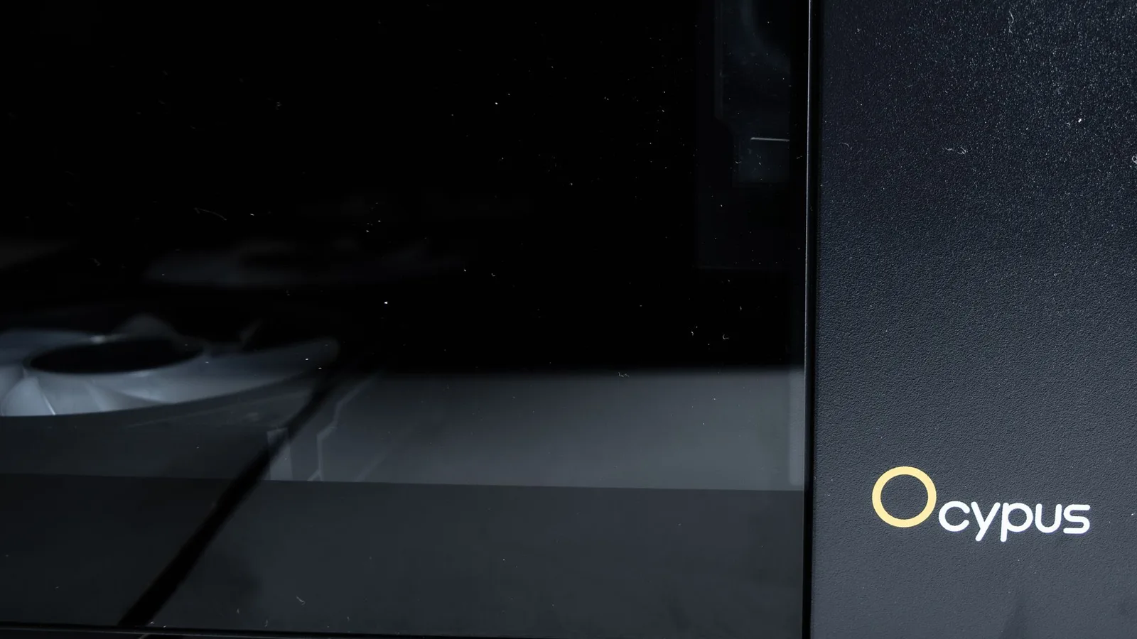 مراجعة صندوق الحاسب Ocypus Iota C70 BK ARGB